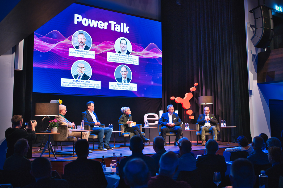 Podium Powertalk